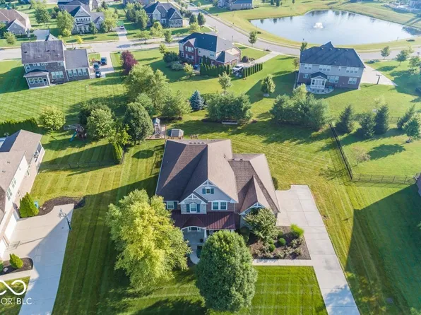 15540 Provincial Ln, Fishers, IN 46040