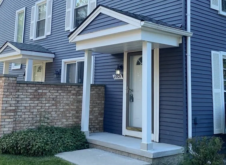 23525 Stonehenge Blvd — Photo 2