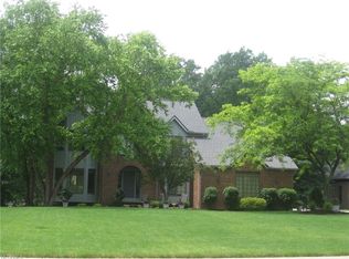 10638 Devonshire Dr, North Royalton, OH 44133