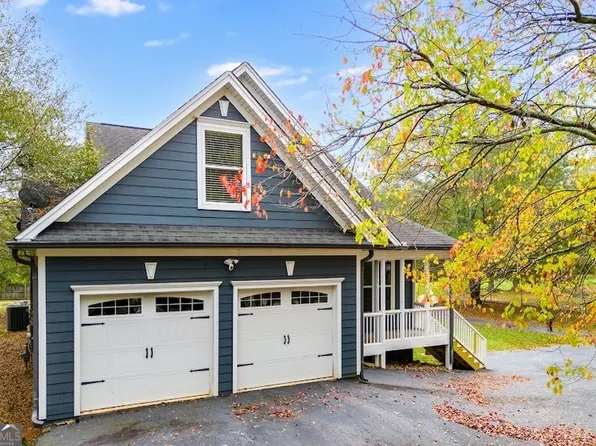 210 Pine Valley Rd, Hiram, GA 30141