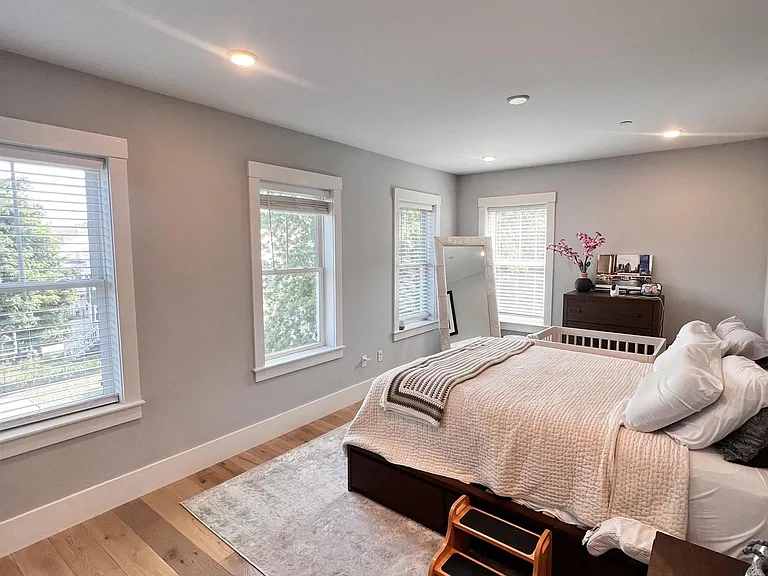 81 Conwell Ave #1 — Photo 8