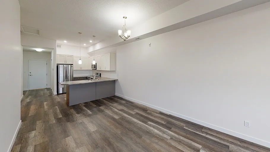 Building Photo - 439 Makenny St #202