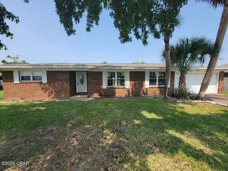 836 Miles Dr — Photo 1