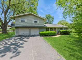 3421 Atlantic Ave, Gurnee, IL 60031