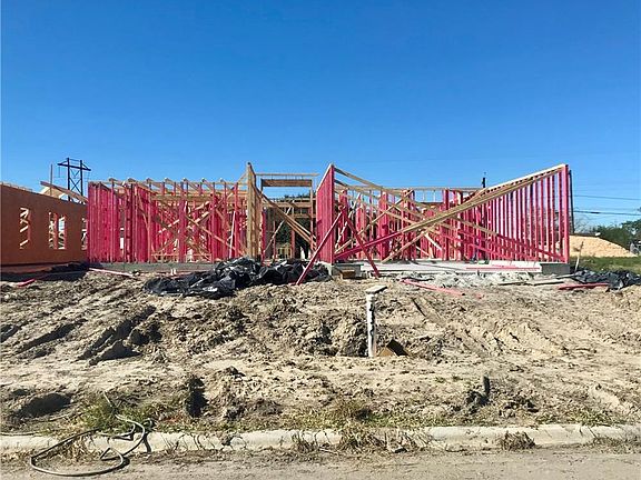 4th image of 4321 Heizer Dr