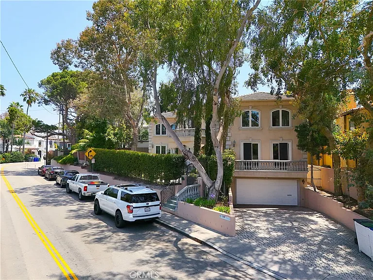 3210 N Ardmore Ave — Photo 57