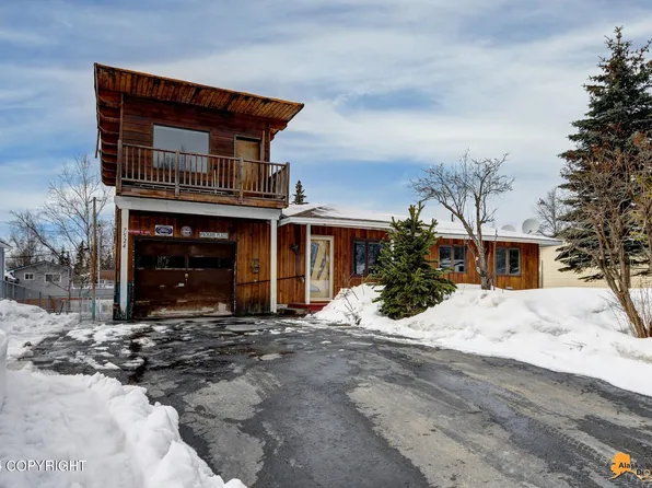 7524 Zurich St, Anchorage, AK 99507