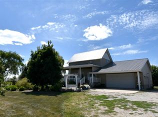 7035 N Pilot Grove Rd, Dunkerton, IA 50626