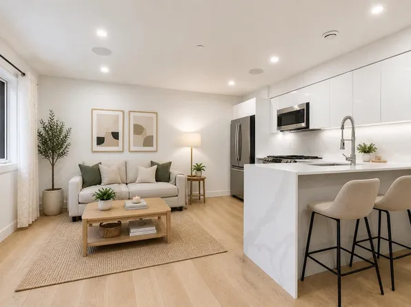 2885 Georgia St E, Vancouver, BC V5K 2J4