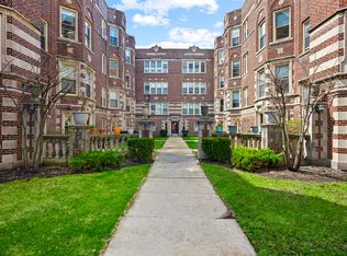 7444 N. Seeley, Chicago, IL 60645
