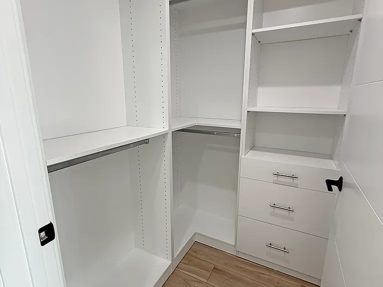 10934 Peach Grove St #201 — Photo 40