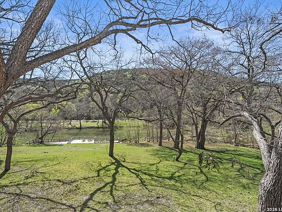 2nd image of 1352 Ponderosa