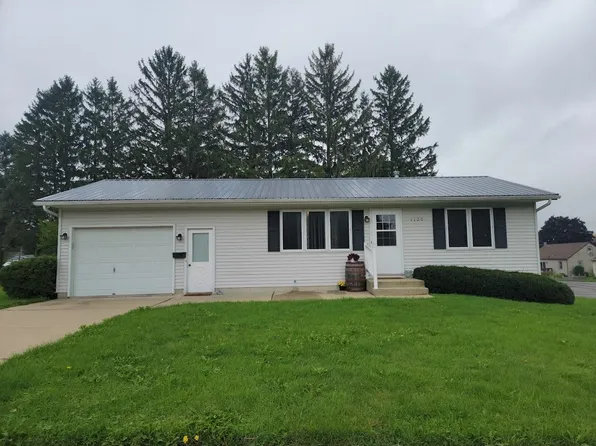 1120 24th St, Monroe, WI 53566