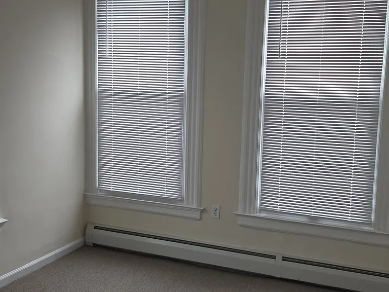186 Sherman Ave #C — Photo 11
