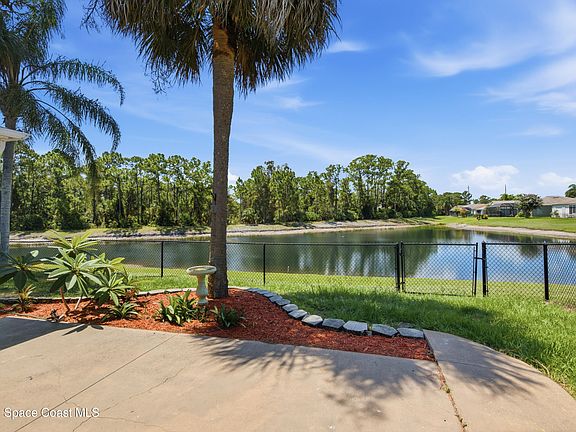 5th image of 4257 Mount Carmel Ln