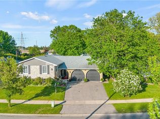 18 Old Farm Rd, Brantford, ON N3R6P5