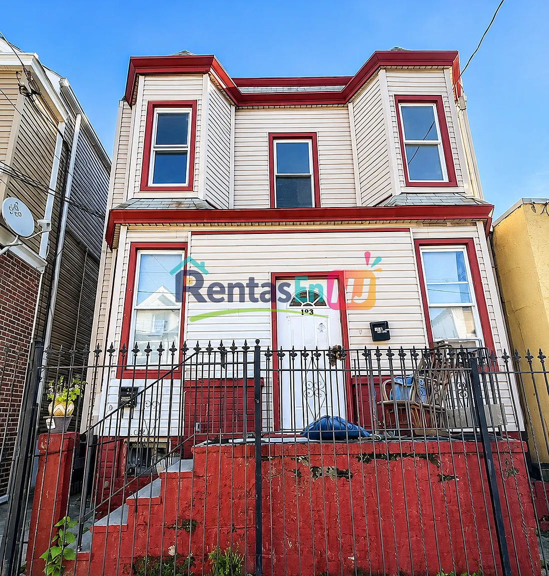 3 bed, $2,150 — Photo 1