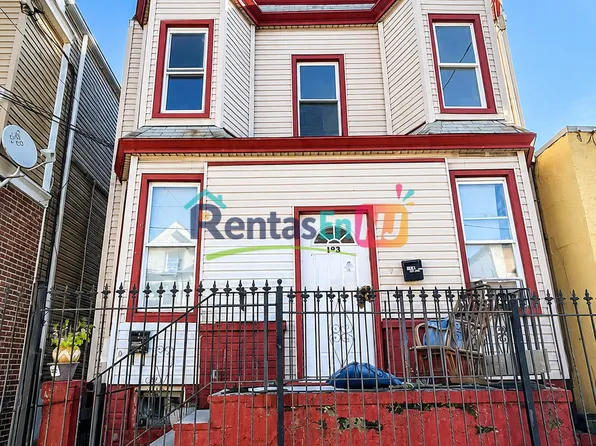 123 Parker St #2D, Newark, NJ 07104