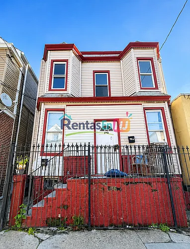 123 Parker St #2D Photo 1