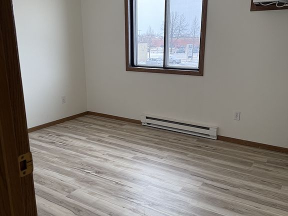 4th image of 2222 12th Ave S #11332437