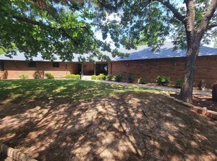 160 S Estates Dr, Salina, KS 67401