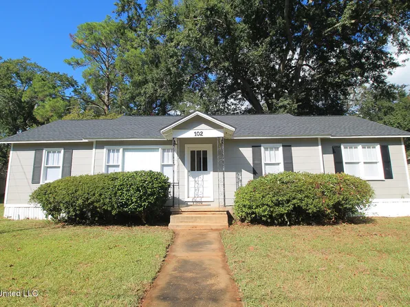 102 Eubanks St, Lucedale, MS 39452