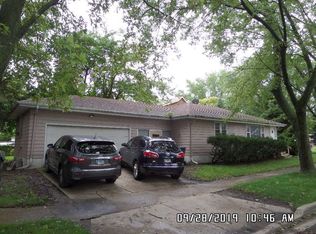 1733 Jenkinson Ct, Waukegan, IL 60085