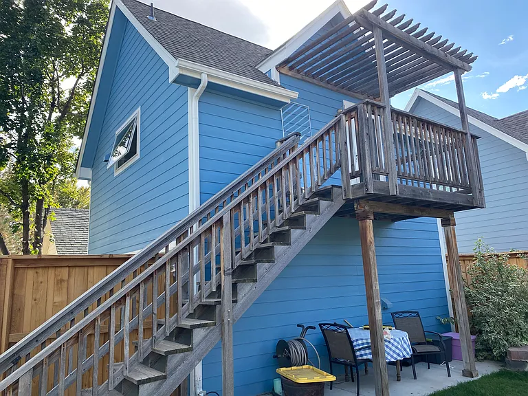 223 Maggie St — Photo 1