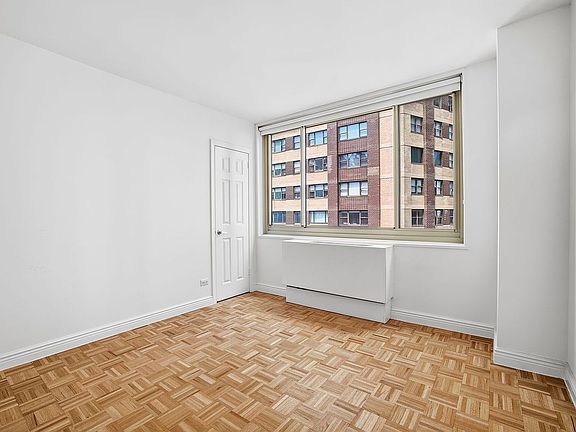 2nd image of 30 W 63rd St APT 22O