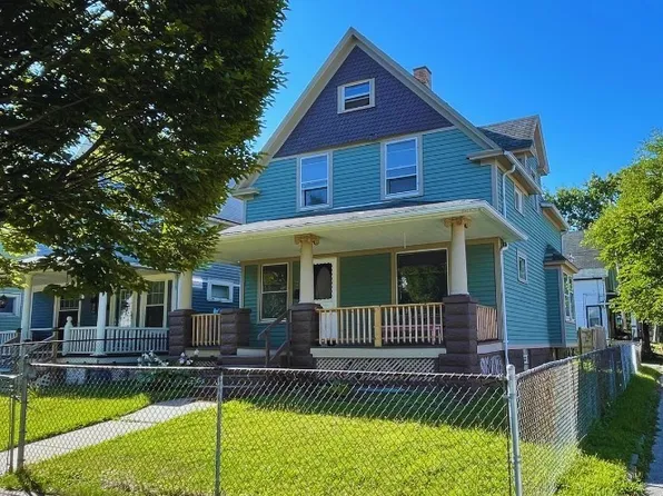 3813 Daisy Ave, Cleveland, OH 44109