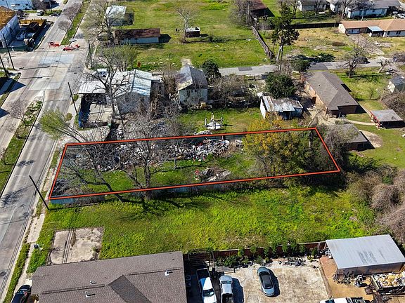 3rd image of 6124 W Montgomery Rd