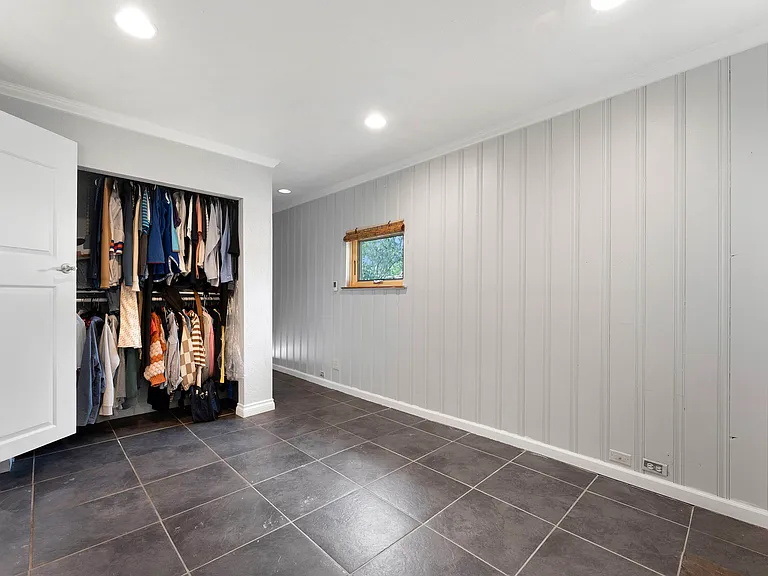 4301 Marshall St — Photo 14
