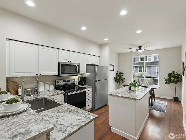 16125 Juanita Woodinville Way NE — Photo 12