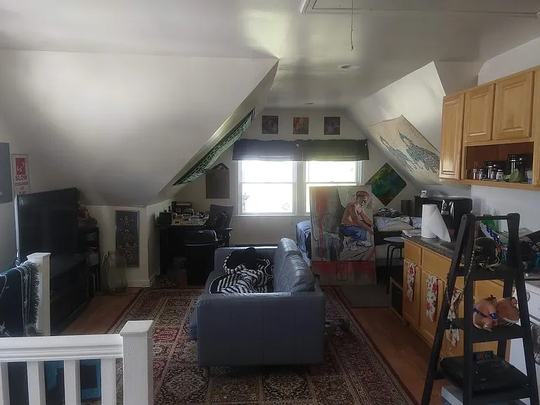 26 N Oak Ave #3 — Photo 1