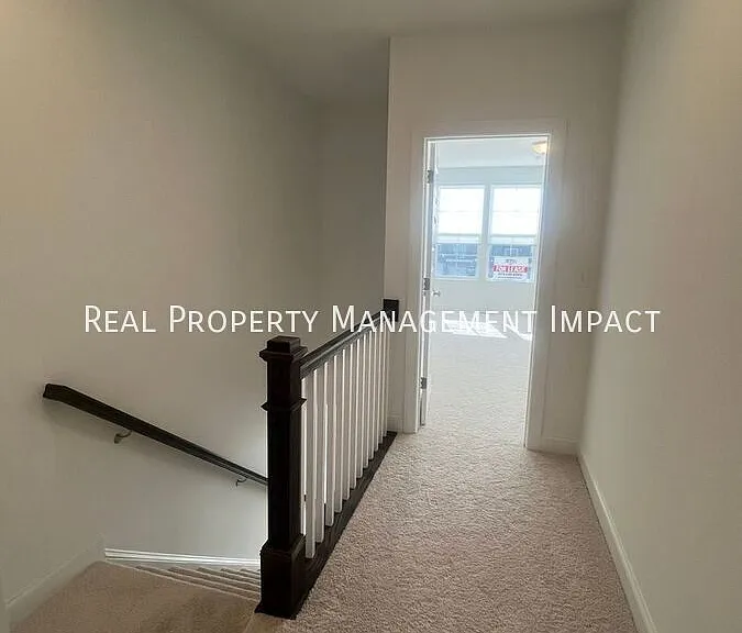 616 Market Grove Dr #100 — Photo 20