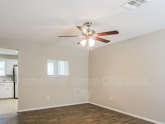4th image of 4705 S Dimple Dr