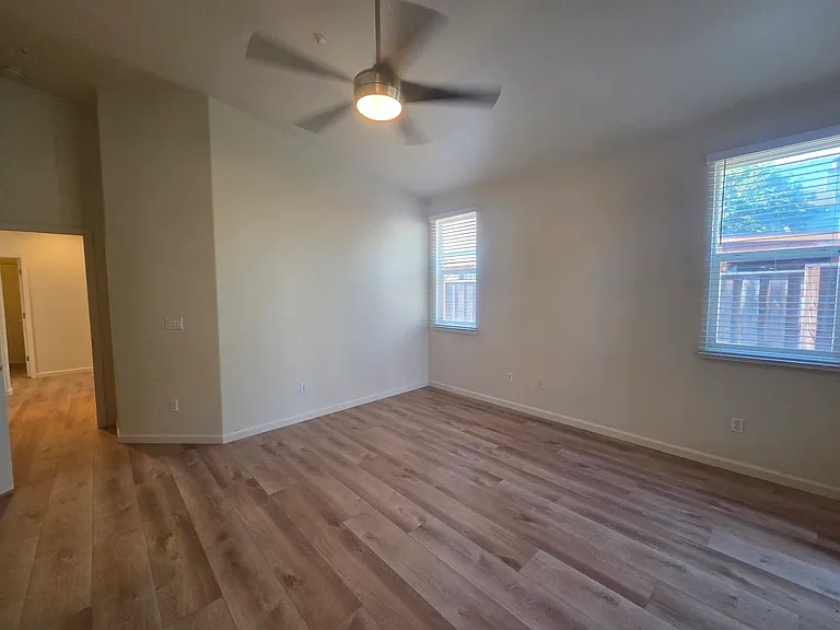 1646 Mallard St — Photo 16