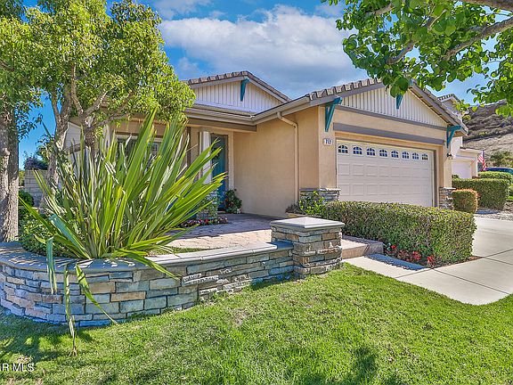 3rd image of 712 Camino Del Sol