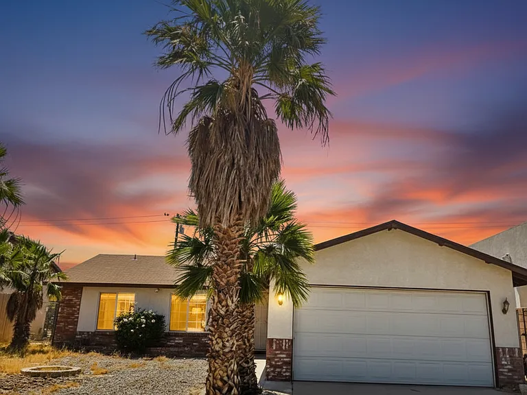 13715 El Rio Ln — Photo 1