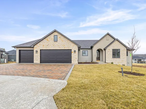 141 Donald Neil Ct, Columbia, MO 65203