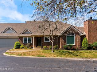 7920 Treetops Dr, Louisville, KY