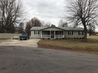 6 Ada Dr, Sikeston, MO 63801