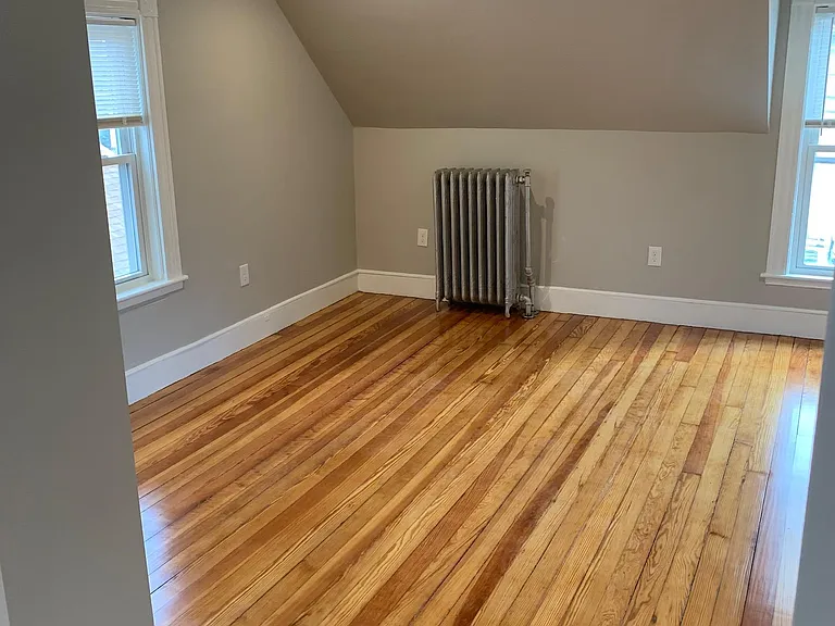 81 Clare Ave — Photo 18