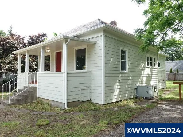 996 20th St SE, Salem, OR 97301