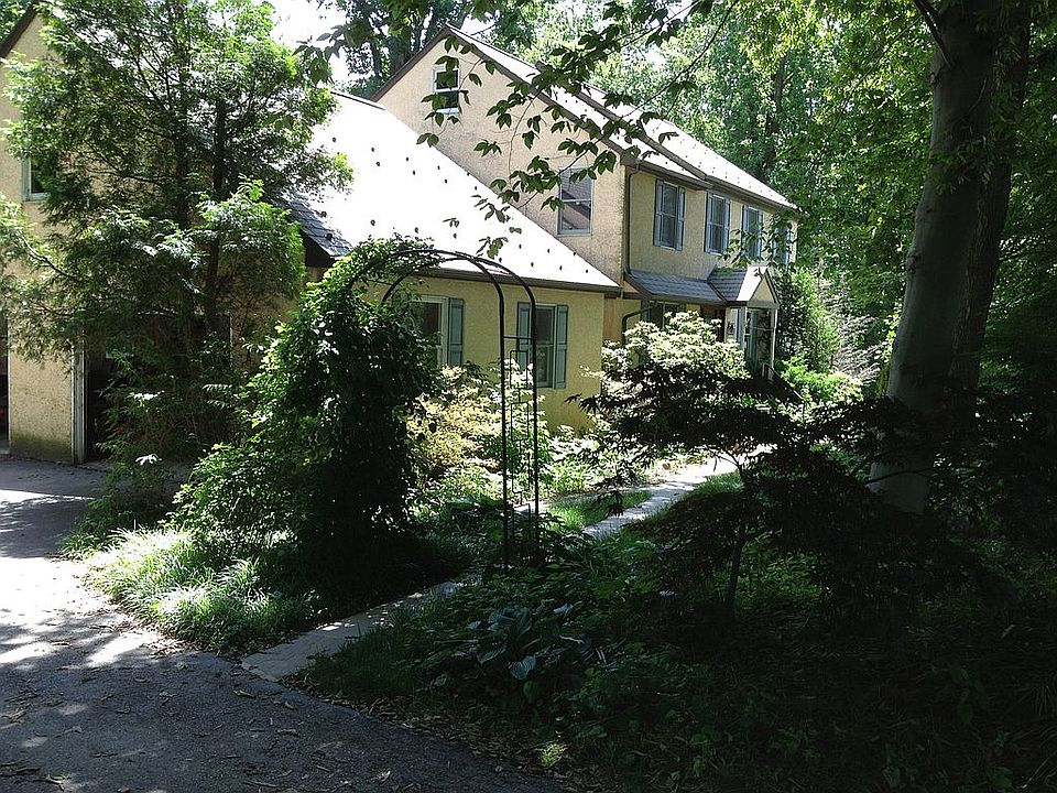 1st image of 1540 Embreeville Rd