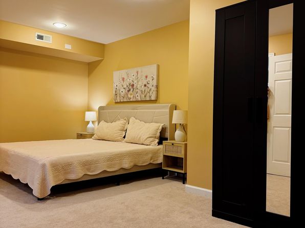 15535 Miller School Pl