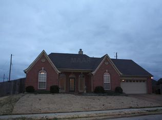 1215 Beaver Trail Dr, Cordova, TN 38016