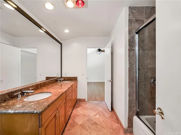 16545 Park Lane Cir — Photo 34