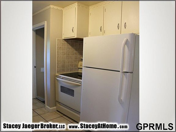 5th image of 3315 Dudley St