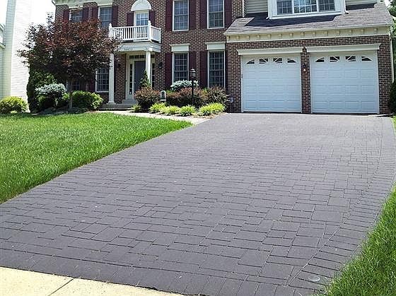 1st image of 16033 Hayes Ln